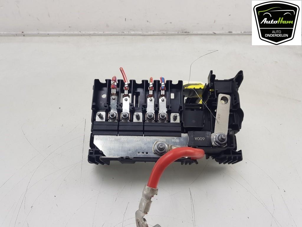 ZEKERINGKAST Opel Astra K (01-2015/12-2022) (|39112143|), Gebruikt, Opel