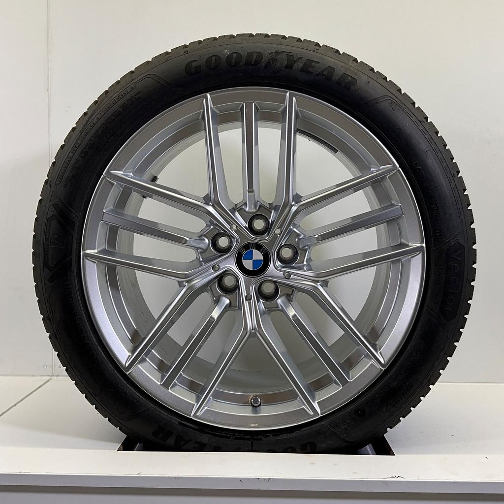 NIEUW BMW 5 SERIE G60 G61 I5 G60 SET VELGEN + 4 SEIZOENS BAN, 19 inch, 245 mm, -, -