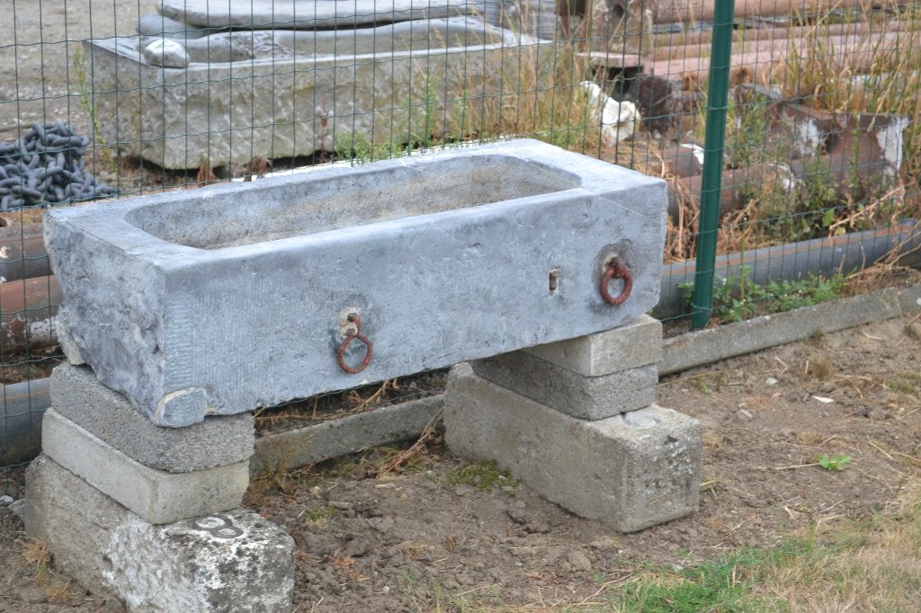 antieke gekapte arduinen voederbak, Tuin en Terras, Bloembakken en Plantenbakken, Ophalen, Steen, Tuin