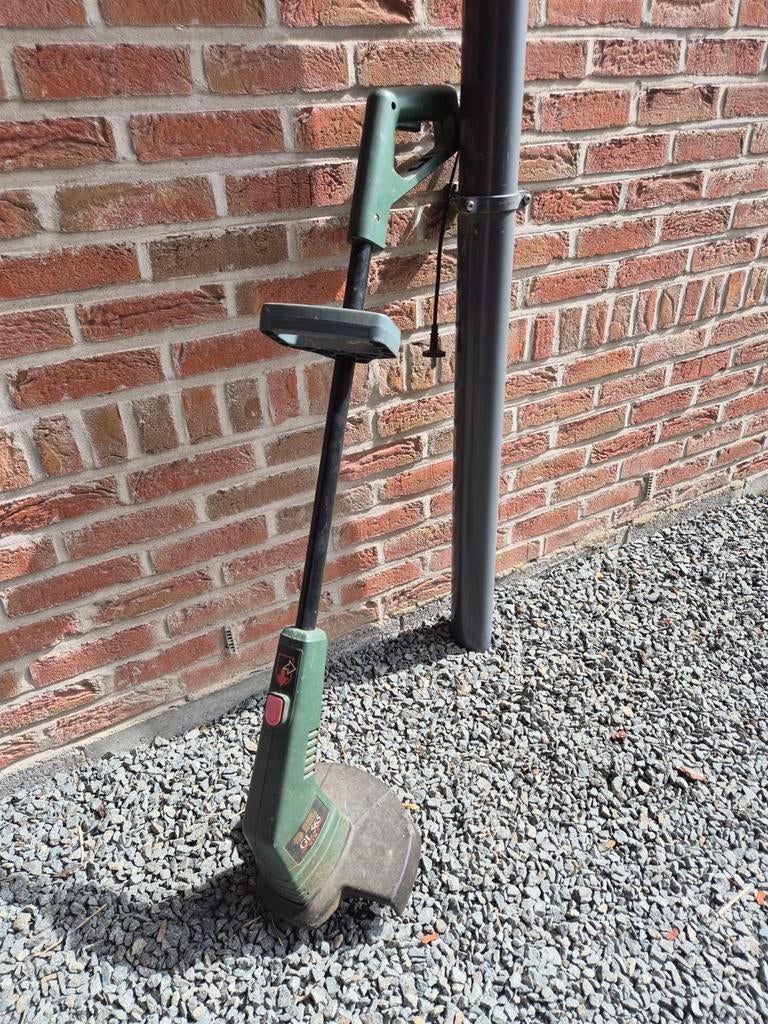 Grastrimmer van het merk Black & Decker, Tuin en Terras, Ophalen, Gebruikt, Black & Decker, 10 tot 30 cm