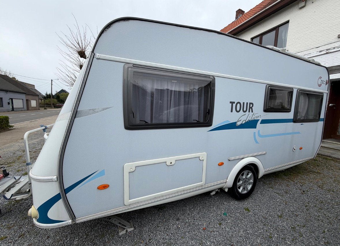 Caravan TEC EDITION, T.E.C., Rondzit, Ringverwarming, Frans bed