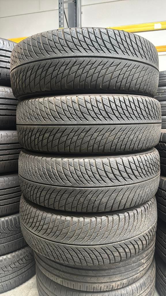 2256018 225/60/18 225/60R18 marque d'hiver Michelin, Enlèvement