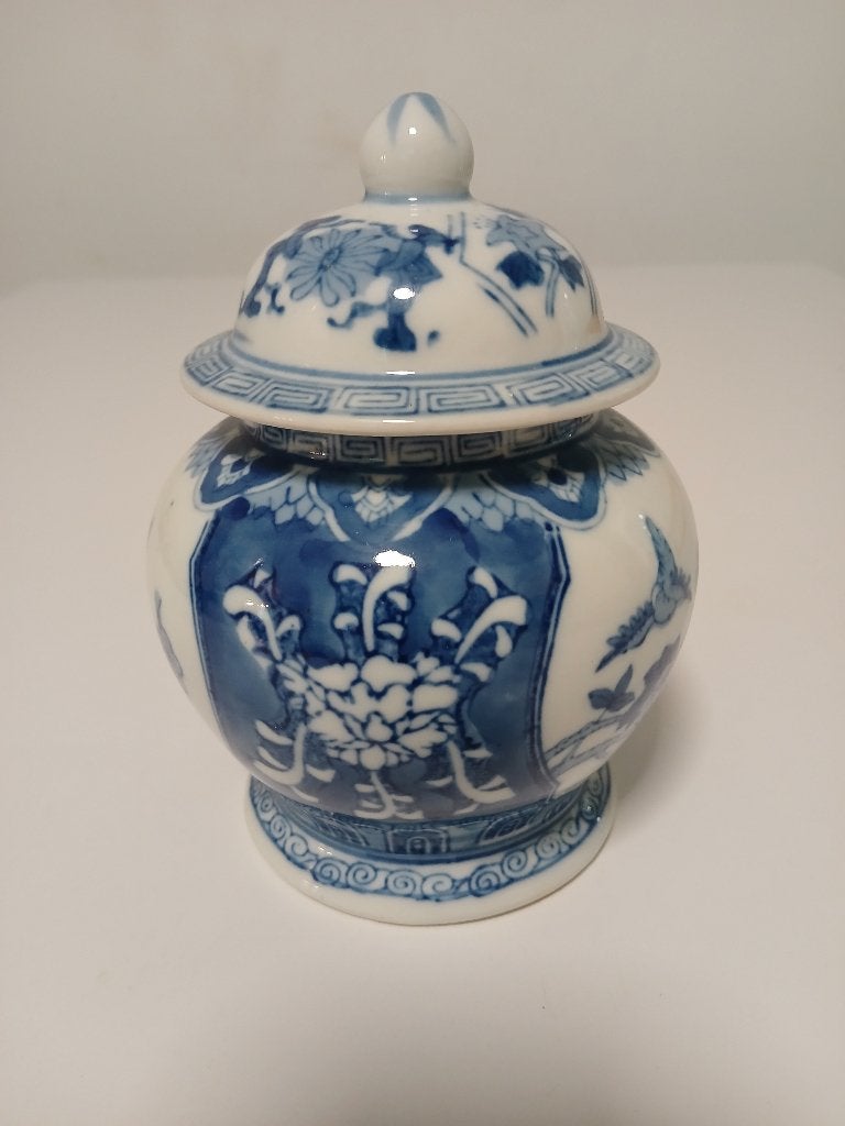 blauw-witte dekselvaas - Chinees Porselein, Antiek en Kunst, Ophalen