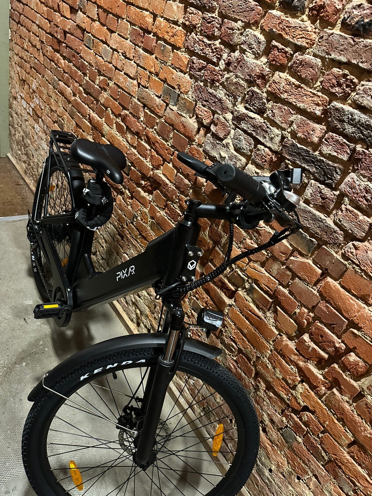 pixar fiets electrice 25KM, Fietsen en Brommers, Elektrische fietsen, Ophalen of Verzenden, Zo goed als nieuw