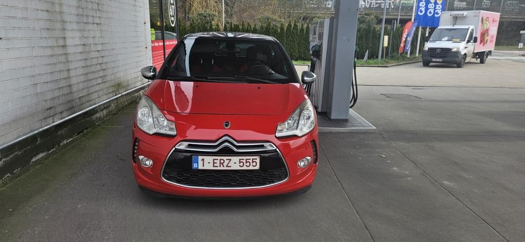 Ds3 benzine met weinig klms, gekeurd voor verkoop, Auto's, Voorwielaandrijving, Euro 5, Stof, 4 cilinders