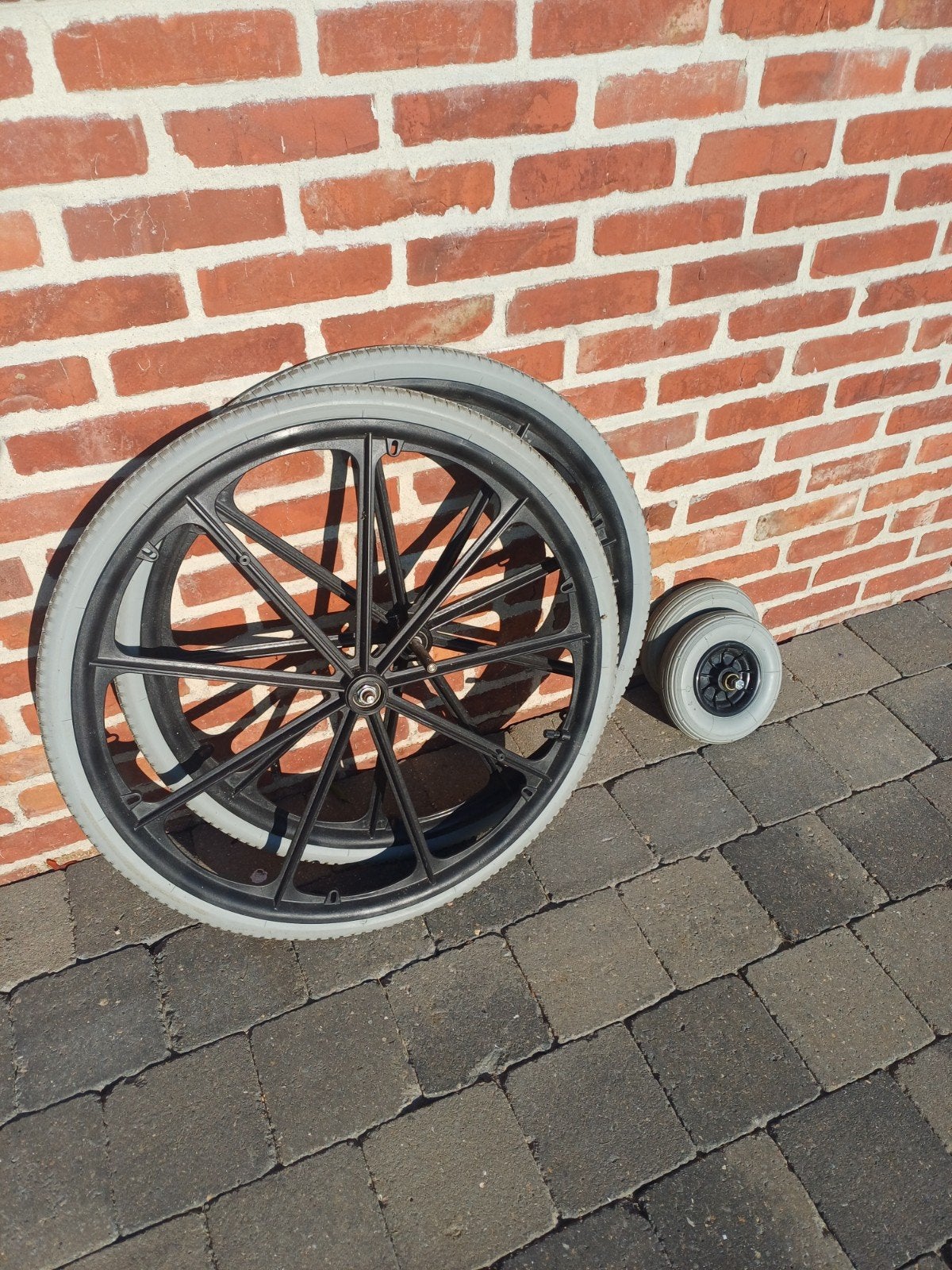 Roues pour fauteuils roulants, Divers, Enlèvement