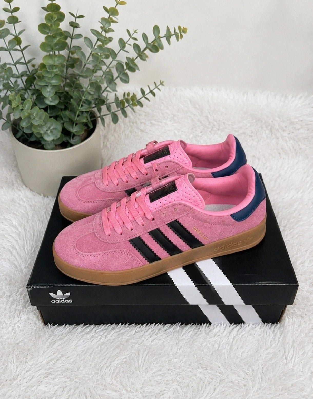 Adidas Gazelle Roze maat 39, Kleding | Dames, Schoenen, Nieuw, Roze, Ophalen