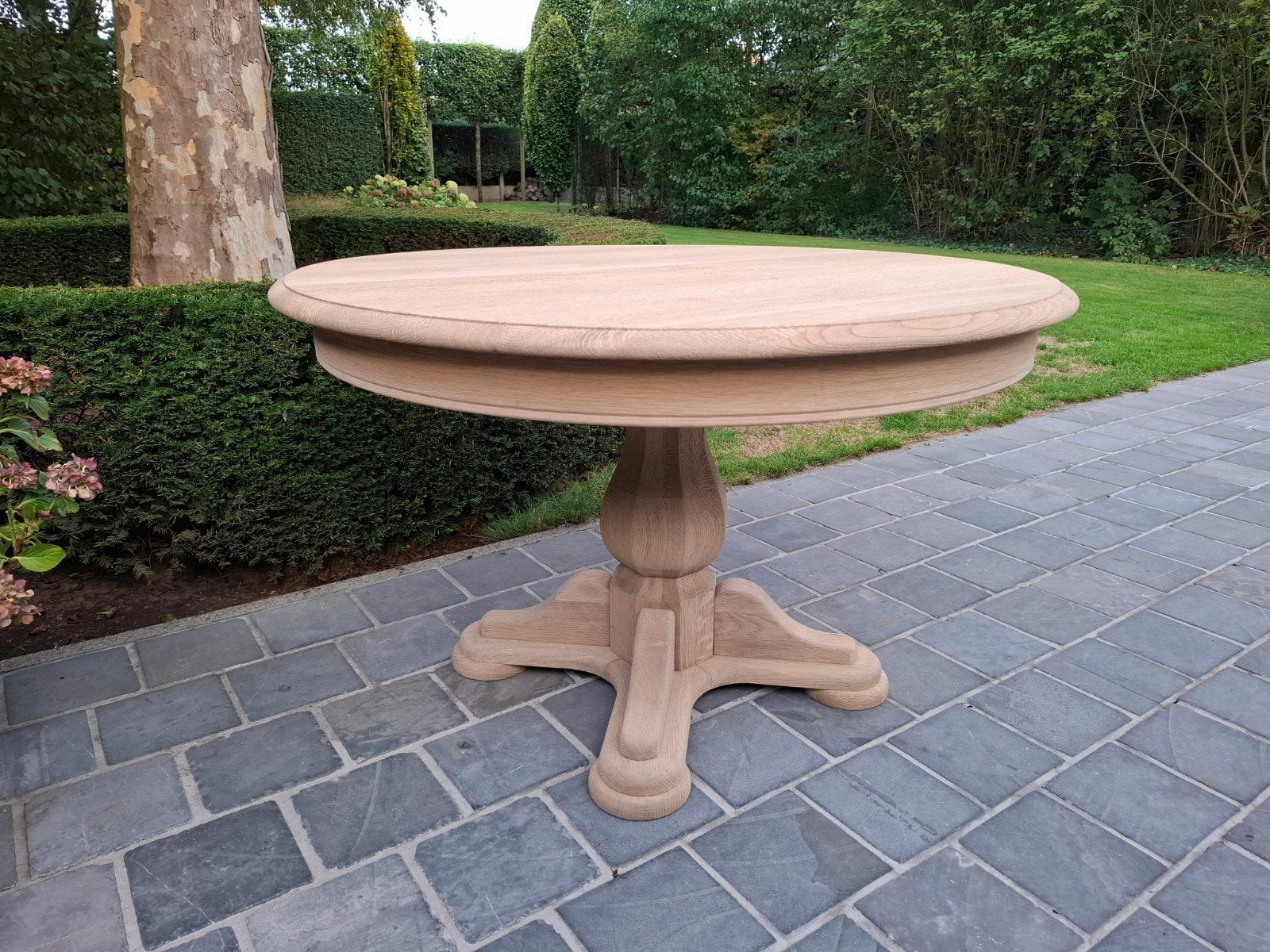 Table à manger ronde en chêne massif., Enlèvement ou Envoi
