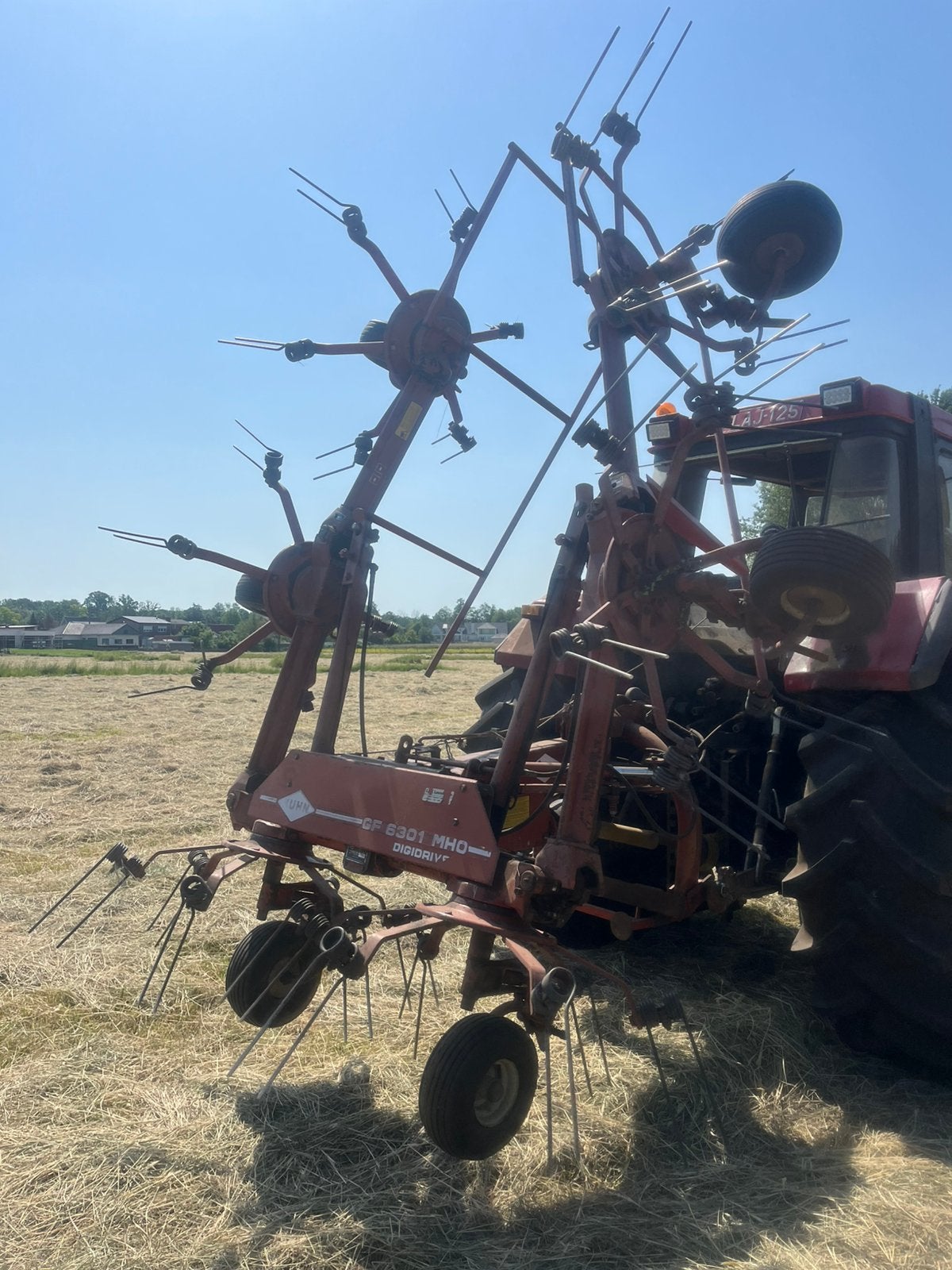 Kuhn hooimachine, Zakelijke goederen, Ophalen