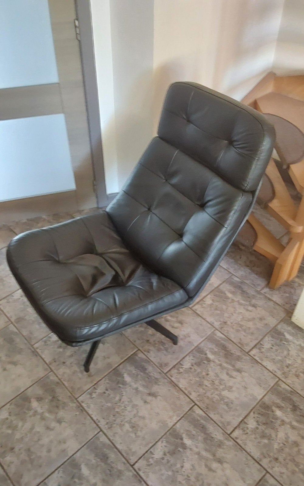 relaxzetel, Huis en Inrichting, Ophalen, Zo goed als nieuw, 50 tot 75 cm, Leer