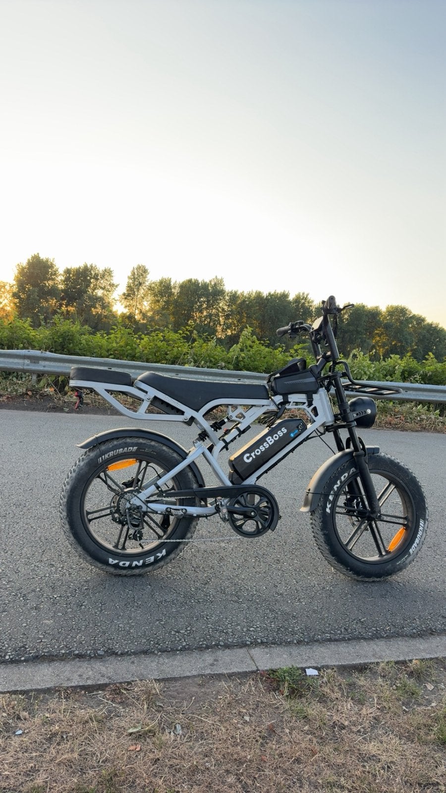 Fatbike v 20 pro, Ophalen, Zo goed als nieuw, 50 km per accu of meer, Batavus