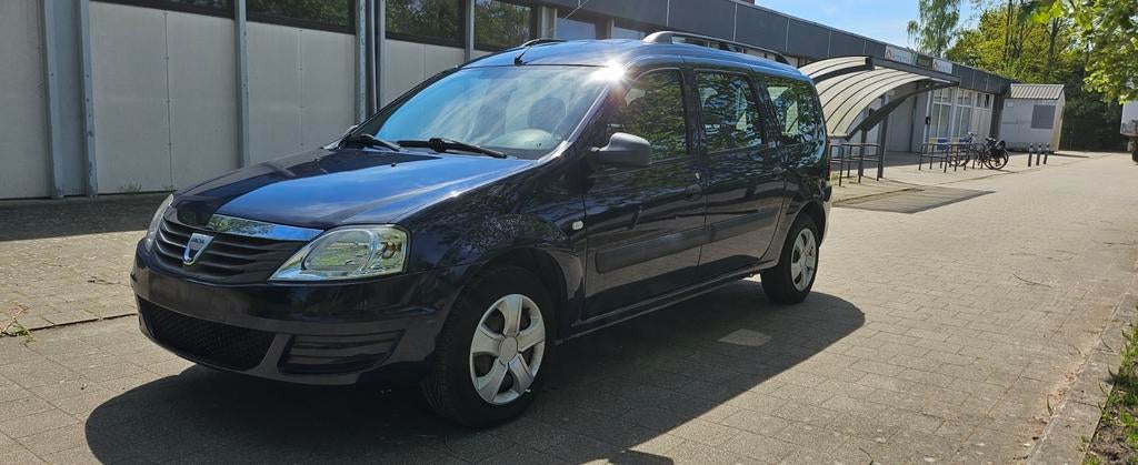 Dacia Logan MCV 1.6 Benzine Bj.2011 Met 99.000 Km., Autos, Dacia, Entreprise, Boîte manuelle, Entretenue par le concessionnaire