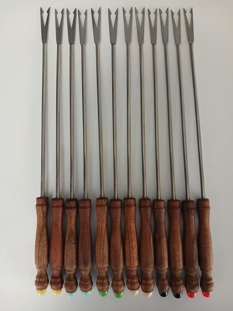 12 inox fonduevorken - Kleurgecodeerd houten handvat, Elektronische apparatuur, Fonduesets, Ophalen, Gebruikt, Fondue-accessoires