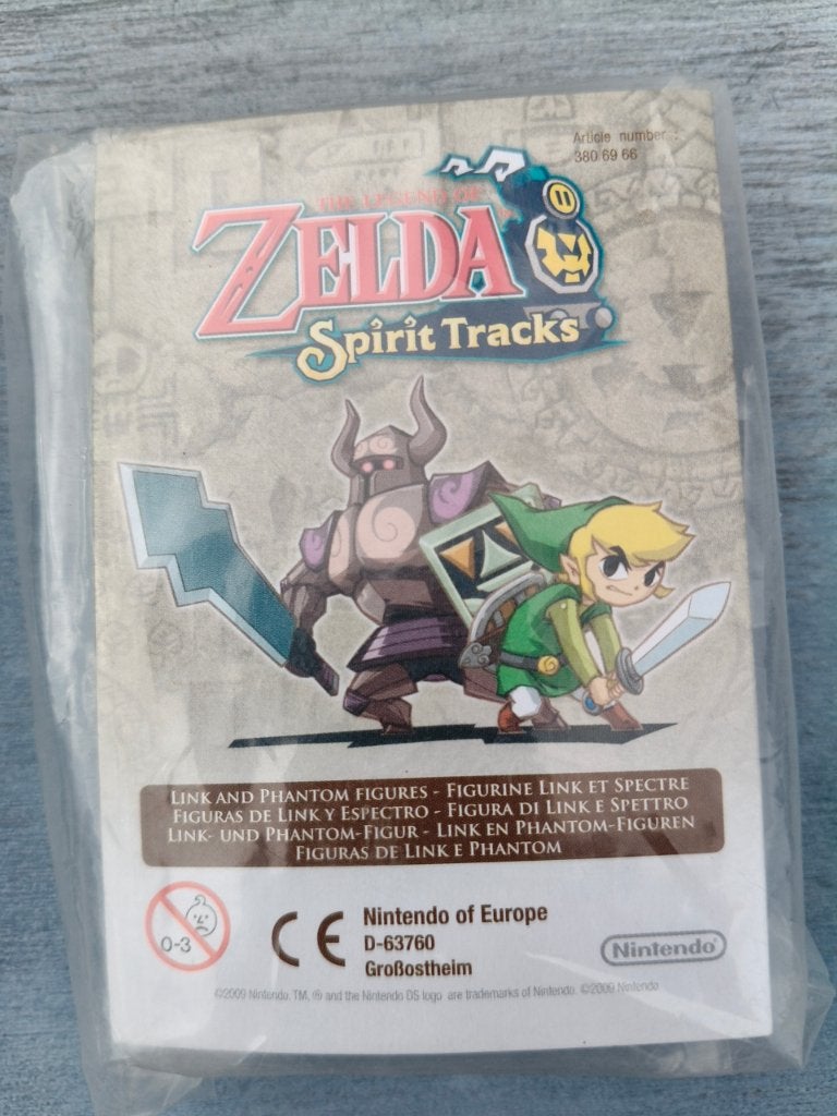 Nintendo The Legend of Zelda Spirit Tracks Link and Phantom, Games en Spelcomputers, 1 speler, Nieuw, Ophalen of Verzenden, Role Playing Game (Rpg)