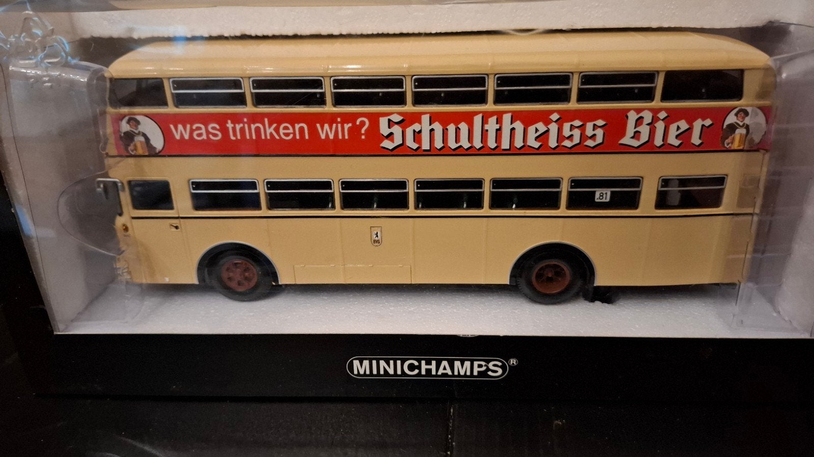 Minichamps 1:43 Büssing D2U 'Schultheiß Bier', Ophalen