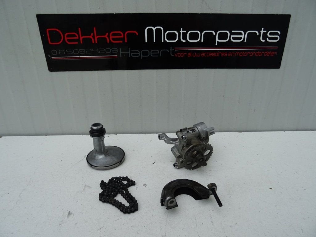 Oliepomp / Oil pump Yamaha YZF R6 1999-2000-2001-2002 RJ03, -, Utilisé, -, -