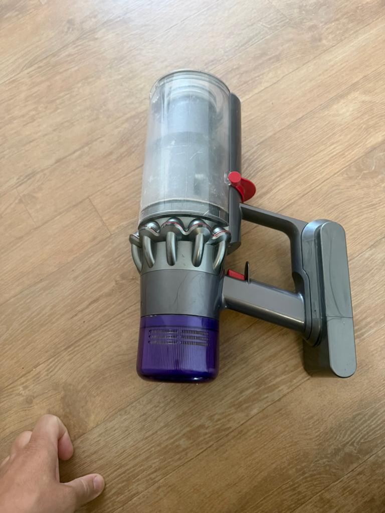 Dyson V11, Elektronische apparatuur, Stofzuigers, Ophalen of Verzenden, Zo goed als nieuw, Dyson