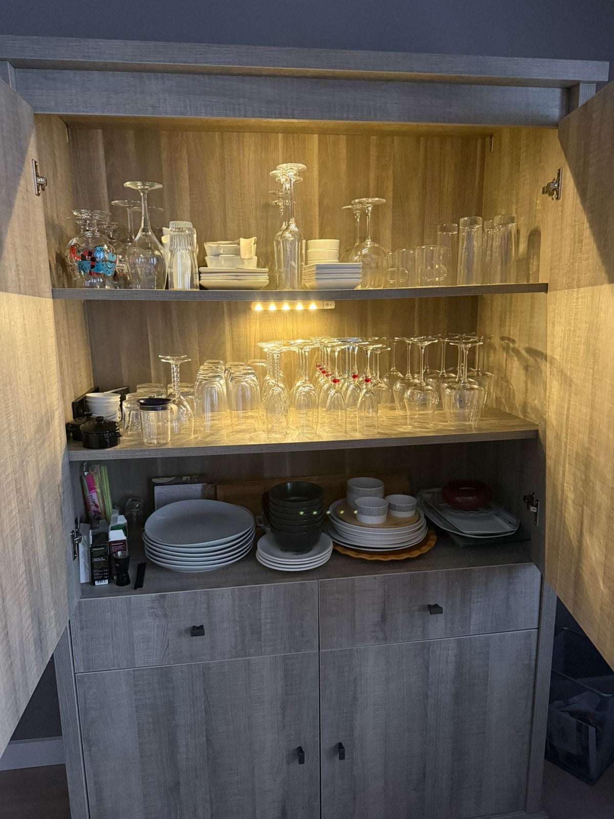 Barkast, Huis en Inrichting, Ophalen, Overige materialen, 100 tot 150 cm, Zo goed als nieuw