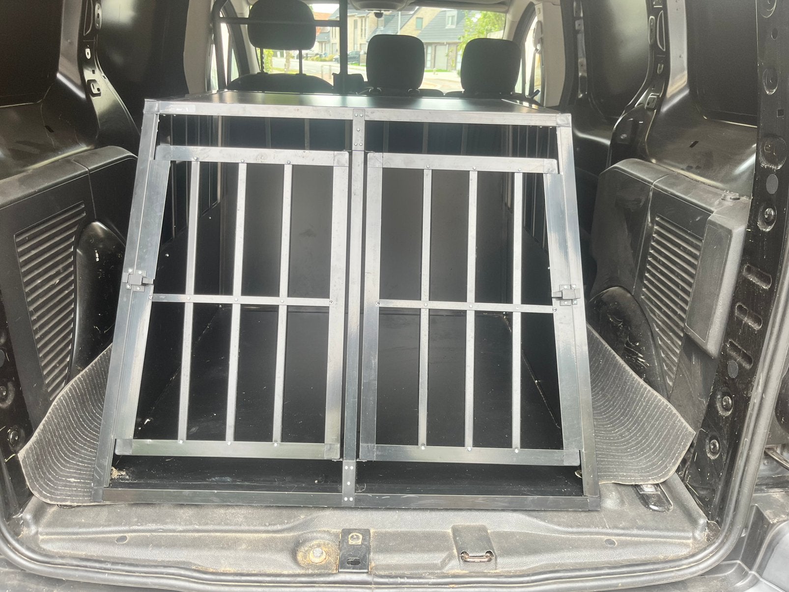 Hondenbench voor auto, Animaux & Accessoires, Maisons pour chiens, Enlèvement, Comme neuf