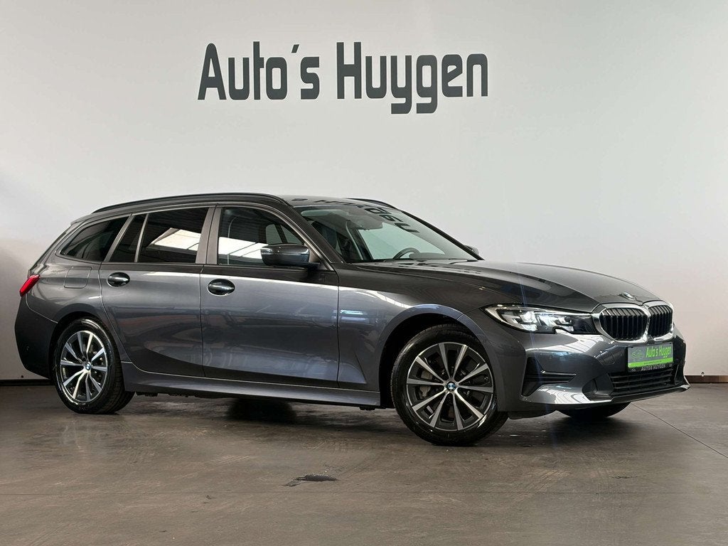 BMW 3 Serie 330 Touring 330eA PHEV (bj 2020, automaat), Auto's, BMW, Automaat, 1998 cc, Gebruikt, 4 cilinders
