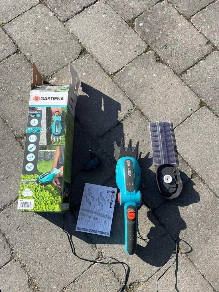 Accu gras- en buxusschaar (2-in-1), Tuin en Terras, Heggenscharen, Zo goed als nieuw, Accu, Ophalen