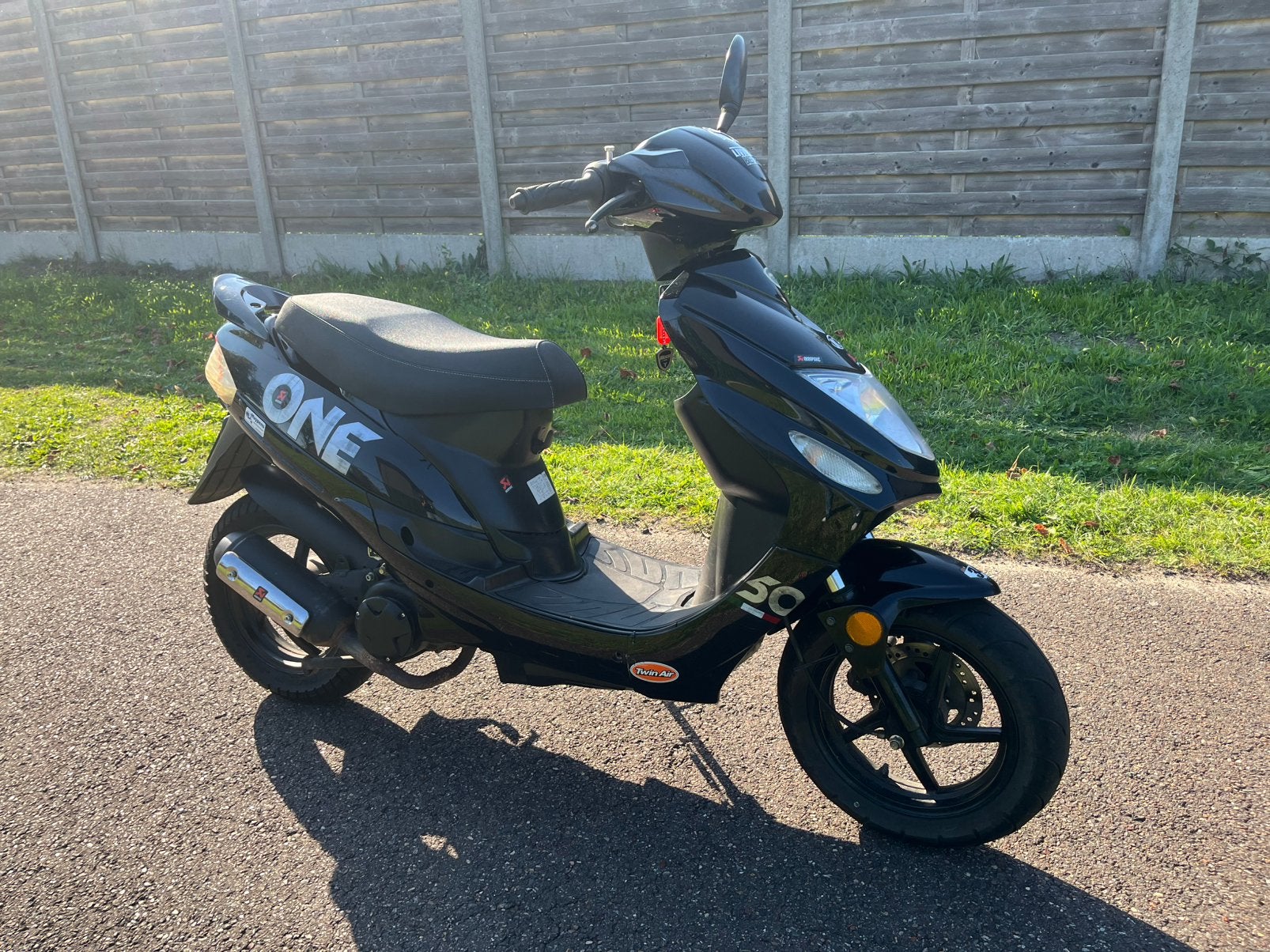 Neco One 2T, Ophalen