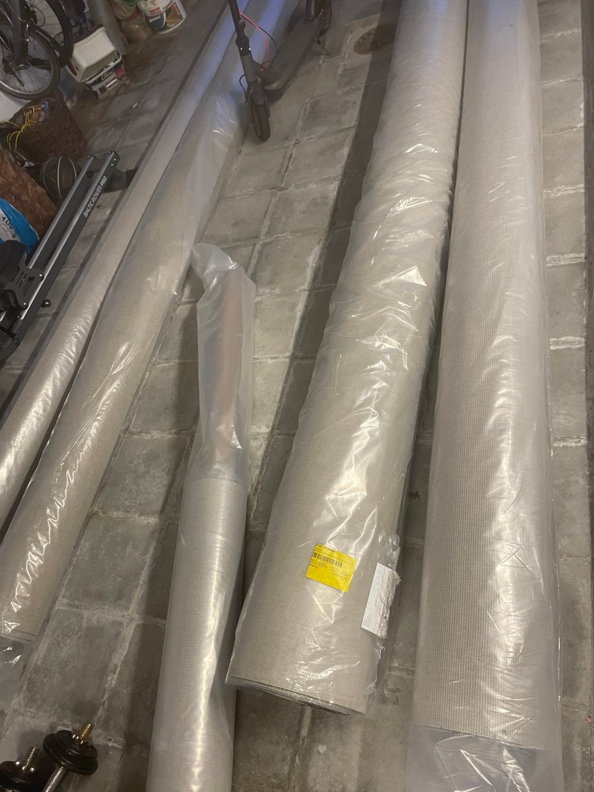 Lot 6 rouleaux moquette neuve KWANTUM (Oxford & Silverton), Huis en Inrichting, Ophalen, Zo goed als nieuw, Grijs