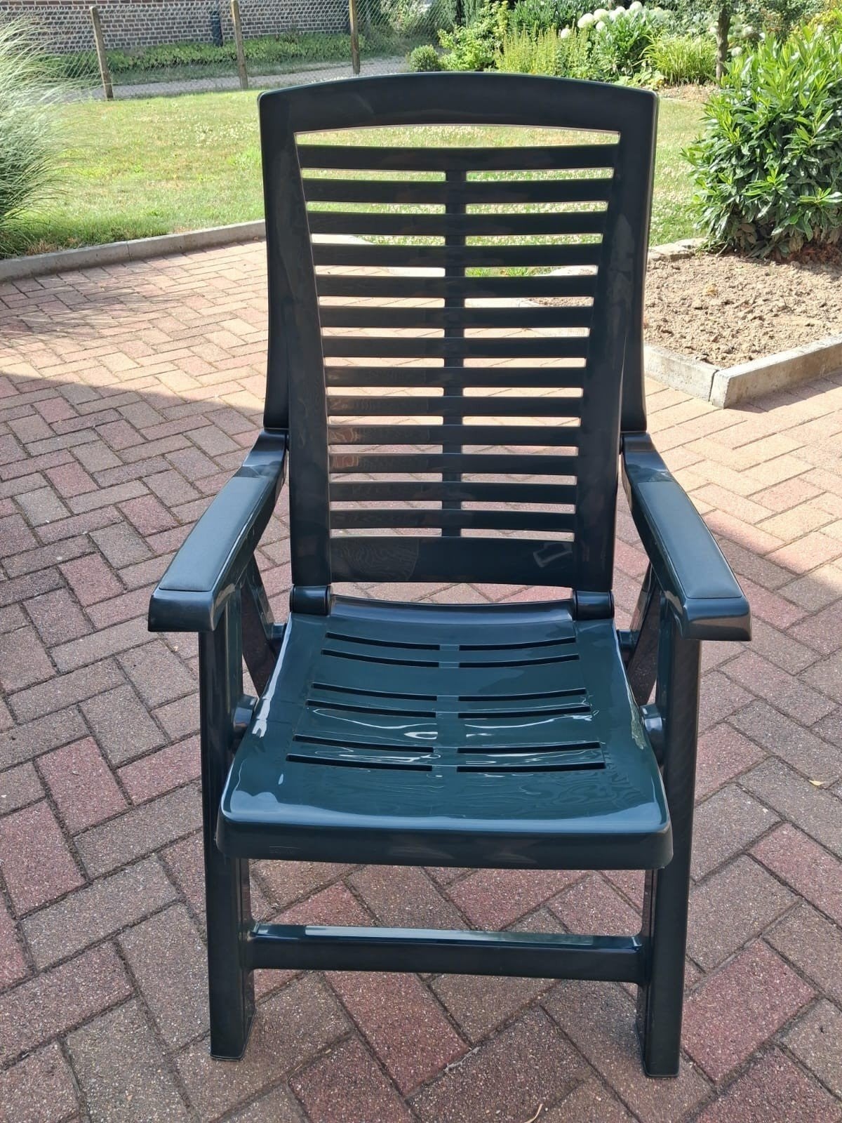een tuinstoel, Tuin en Terras, Ophalen, Zo goed als nieuw, Plastic, Inklapbaar