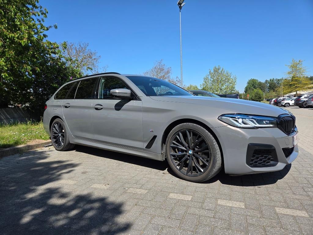 BMW 530e Touring - BTW aftrekbaar, Autos, BMW, Cuir, Argent ou Gris, Euro 6, Noir