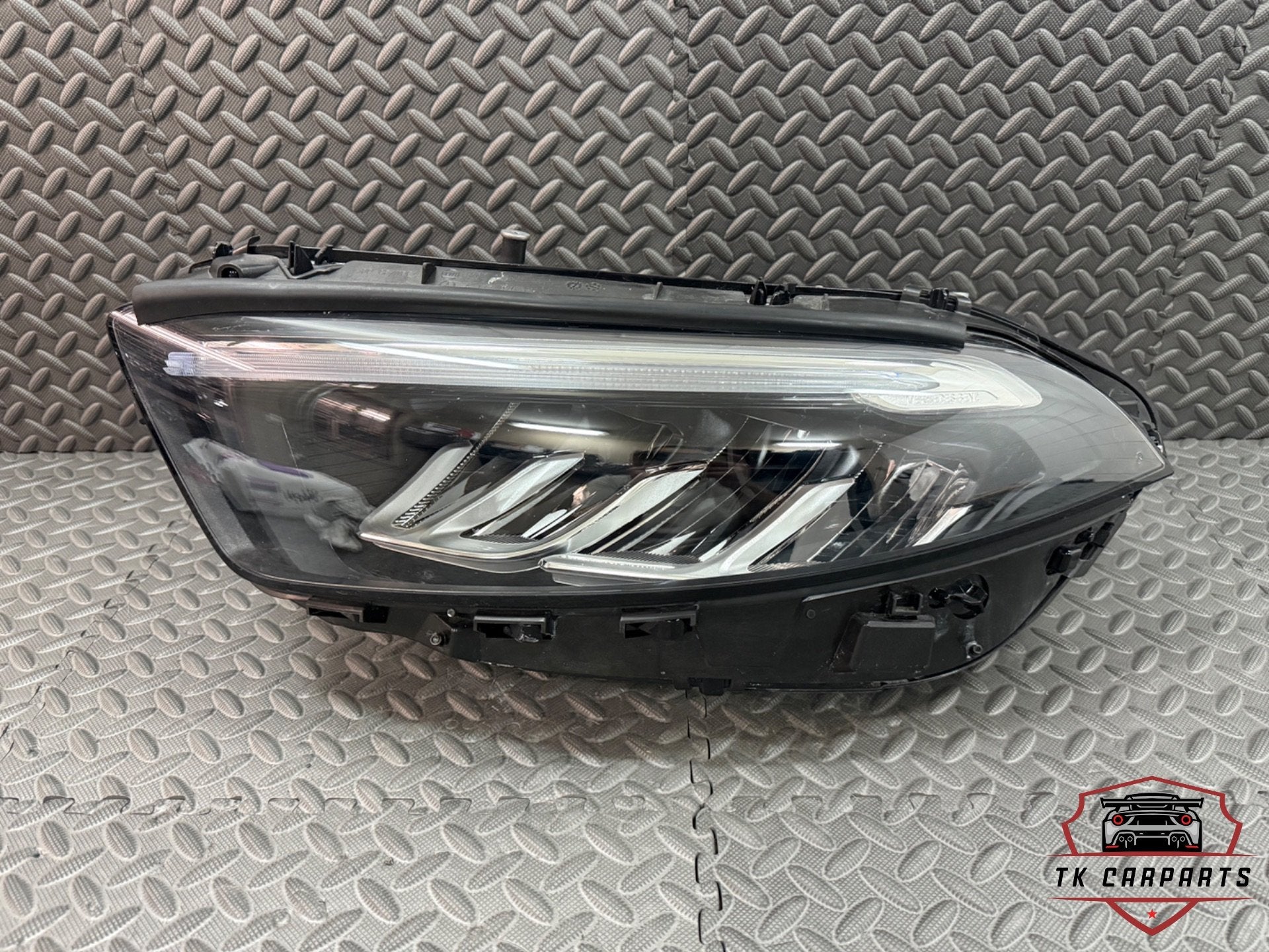Phare avant gauche enti rement LED pour Mercedes Classe A fa, Autos : Pièces & Accessoires, Neuf, Mercedes-Benz AG, Mercedes-Benz