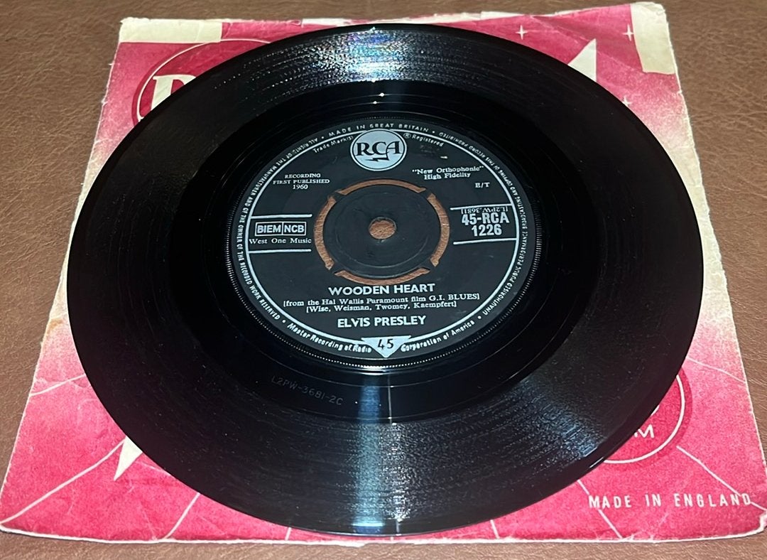 Elvis Presley ‎– Wooden Heart - 7” vinyl single - UK, Ophalen of Verzenden, Gebruikt