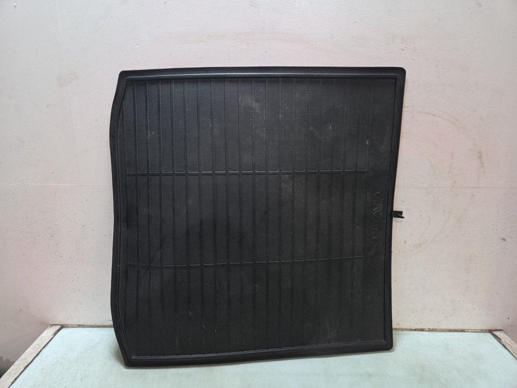 TAPIS DE COFFRE Skoda Octavia Combi (5EAC) (|5E9862559FNN|), Autos : Pièces & Accessoires, Utilisé, Info@skoda-auto.de, Skoda