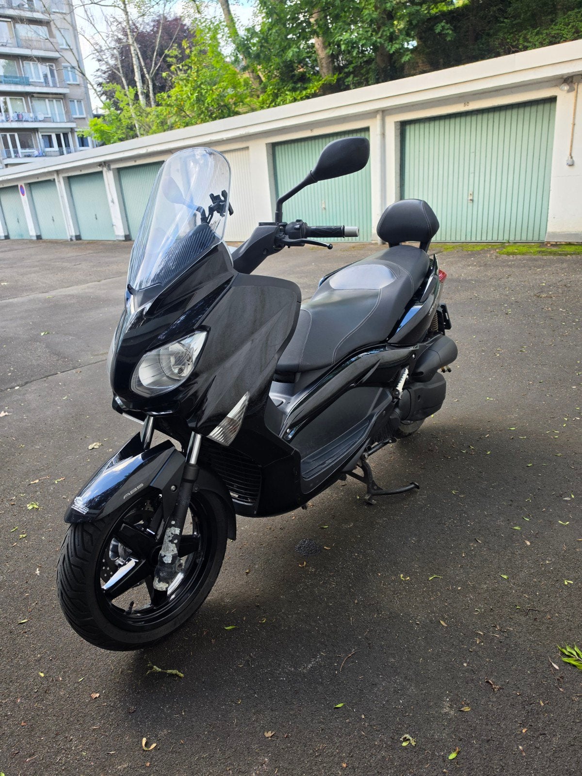 Yamaha xmax 125
