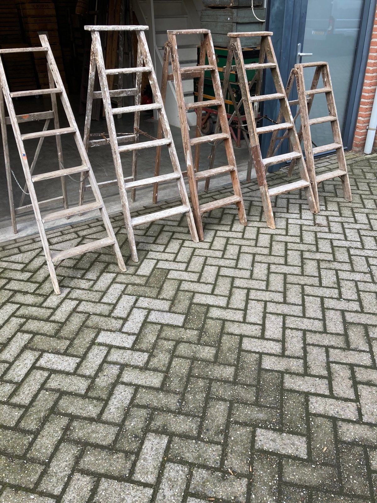 Mooie oude houten trapjes ,uitzoeken 35 euro per stuk, Doe-het-zelf en Bouw, Ophalen, Gebruikt
