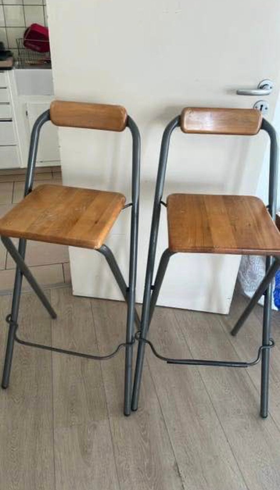 Paire de tabourets de bar pliants IKEA "Dennis" – Vintage, 2 krukken, Ophalen, Zo goed als nieuw, Hout