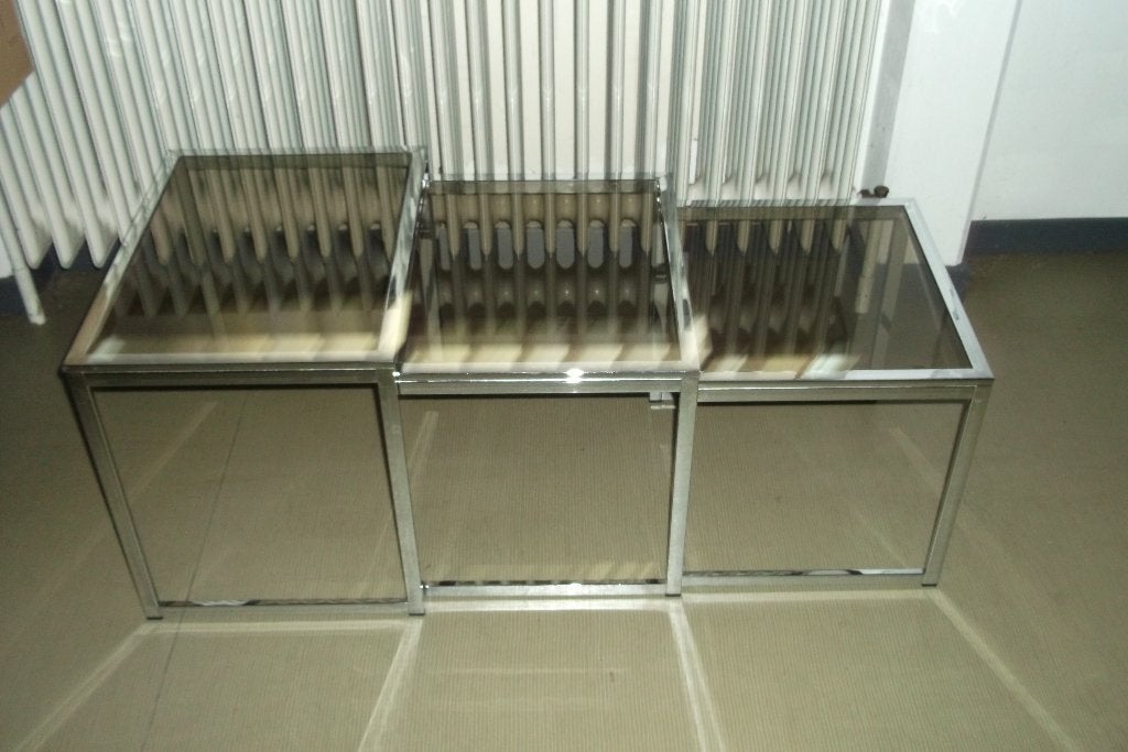 Bijzettafels 1974 chroom gerookt glas, Huis en Inrichting, Tafels | Bijzettafels, Ophalen, Minder dan 45 cm, Minder dan 55 cm