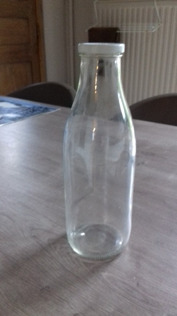 Bouteilles en verre de 1 litre par 10, Huis en Inrichting, Keuken | Servies, Gebruikt, Glas of Glazen, Klassiek, Glas, Ophalen