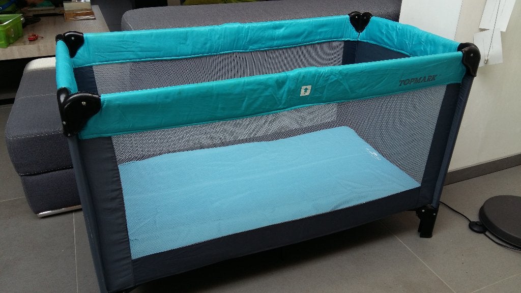 Reisbedje + matras Topmark, Ophalen, Gebruikt, Reisbedje