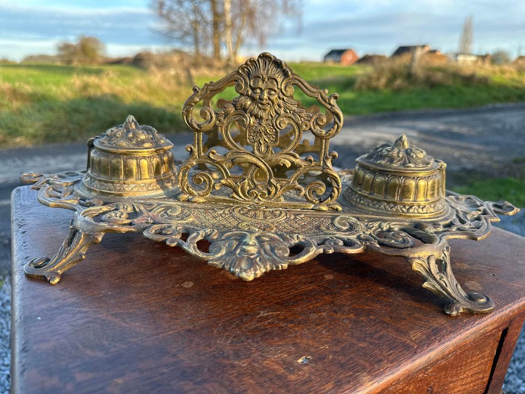 Double encrier de bureau en laiton doré – Style Napoléon III, Antiquités & Art, Antiquités | Bronze & Cuivre, Bronze, Enlèvement ou Envoi