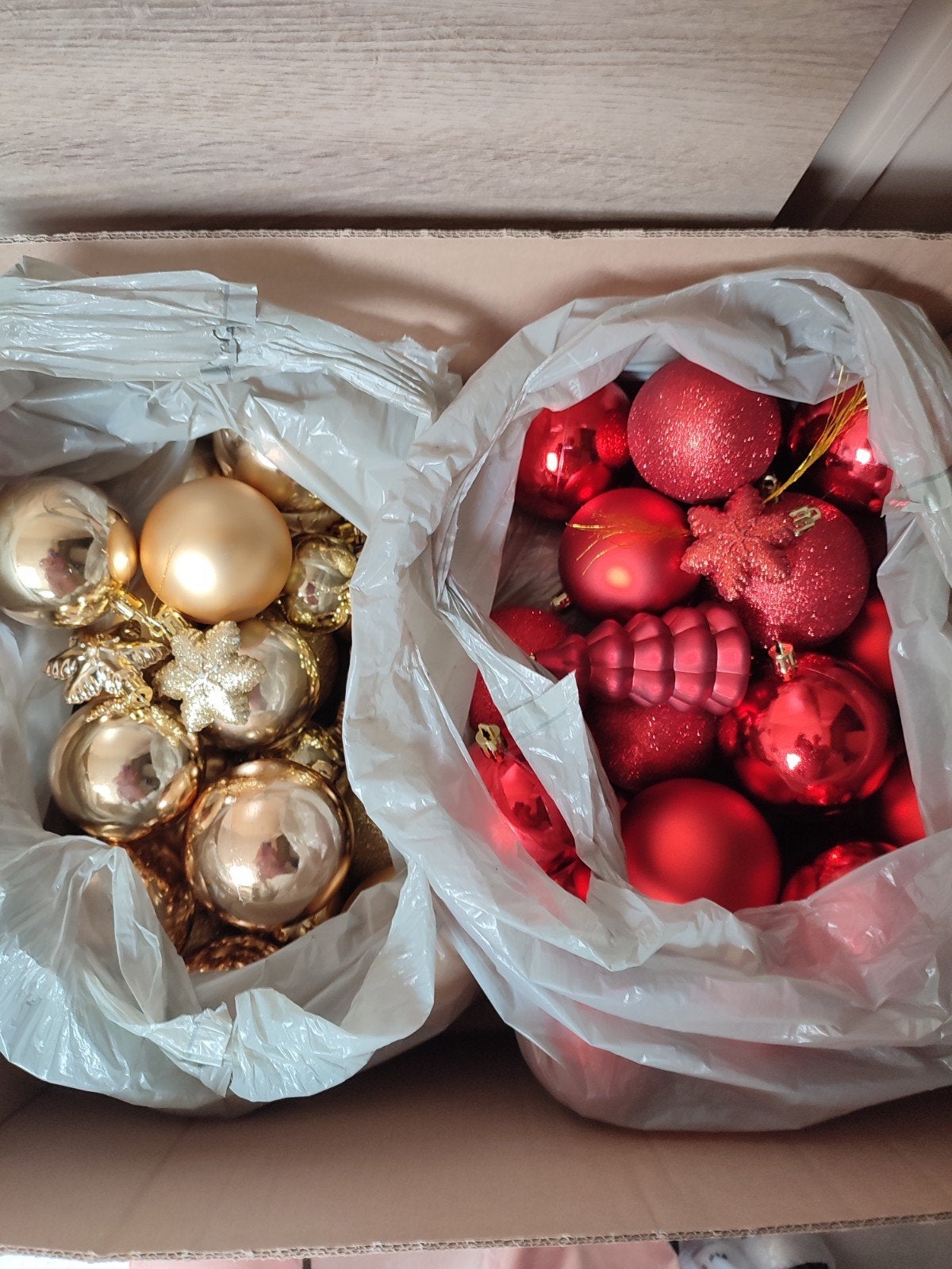 Boules de Noël, Enlèvement, Comme neuf