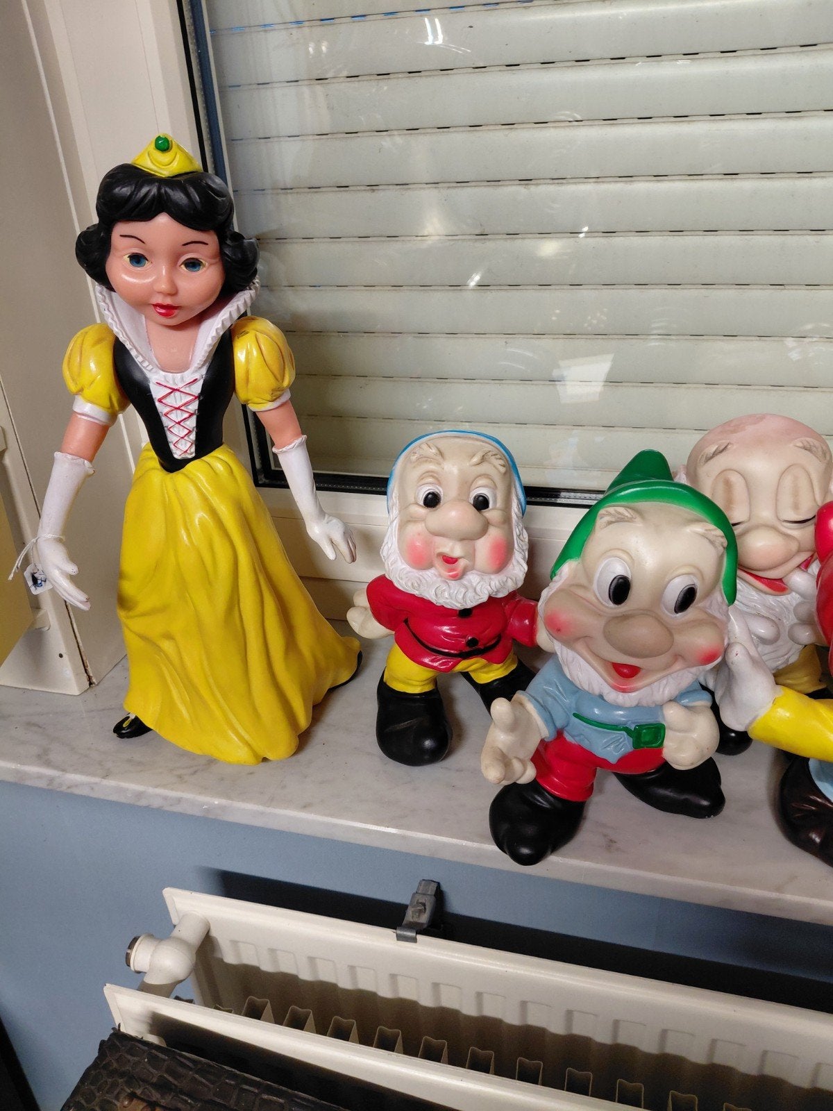 Walt Disney sneeuw witje en 7 dwergen, Ophalen