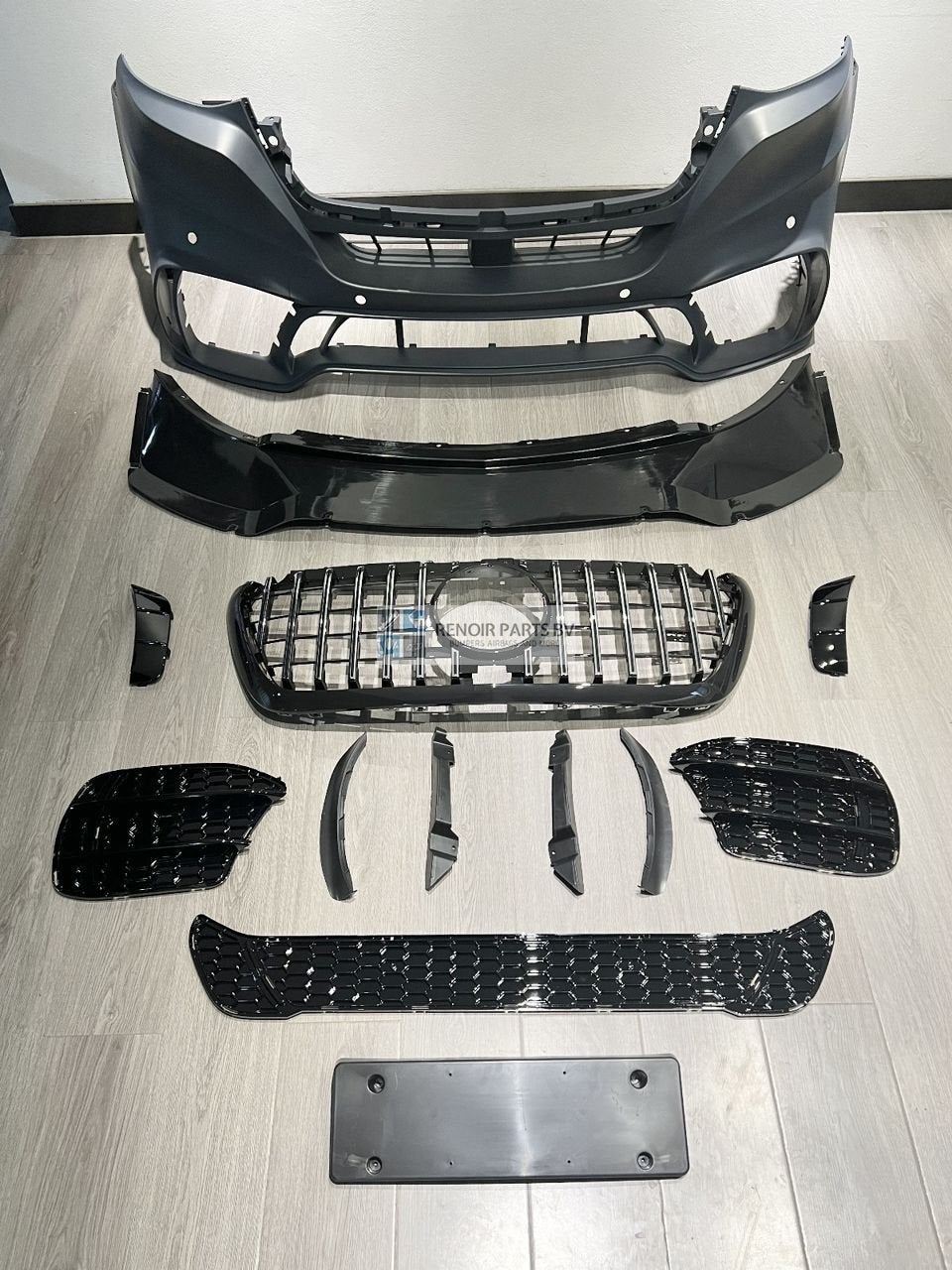 Mercedes Sprinter W907 AMG V6 SPORT Voorbumper GT Panamerica, -, Utilisé, Avant, -