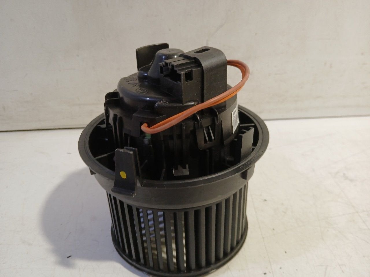Kachel ventilator motor Peugeot 108, Autos : Pièces & Accessoires, Onderdelen@venauto.nl, Van der Ven Autorecycling B.V., Ettenseweg 76, 4706 PB Roosendaal, The Netherlands