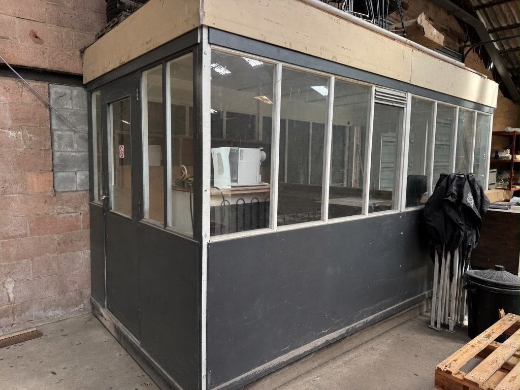 Bureaucontainer, Ophalen