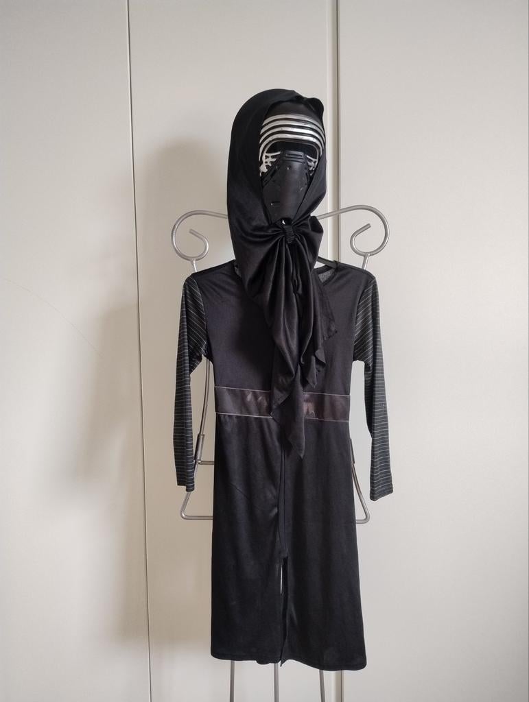 Verkleedkledij Kylo Ren Star Wars met masker (7-8 jaar), Ophalen of Verzenden, Zo goed als nieuw, 122 t/m 128, Jongen of Meisje