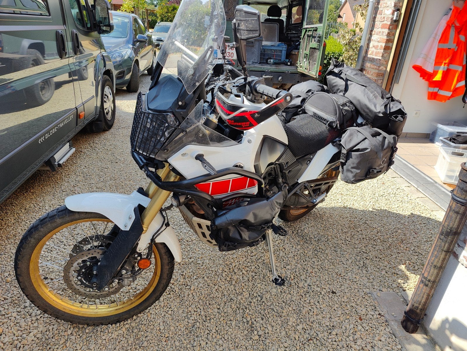 Le Yamaha Tenere 700 Rally est prêt à partir à l'aventure, Occasion, 2 cylindres, Particulier, Éclairage LED