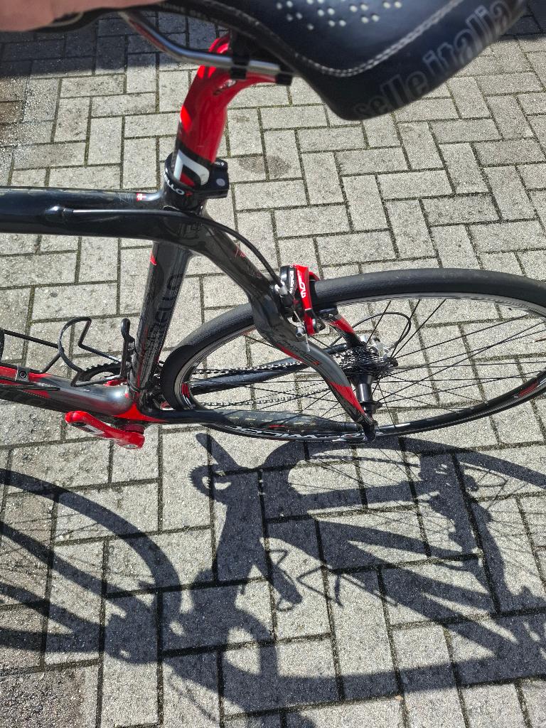 Koersfiets Pinarello, 28 inch, Gebruikt, Carbon, Meer dan 20 versnellingen