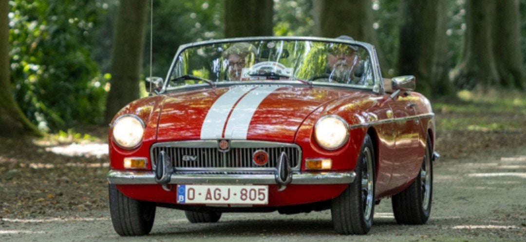 Oldtimer MGB, Autos, MG, Particulier, B, Caméra de recul, Alarme, Android Auto, Bluetooth, Verrouillage central, Intérieur cuir