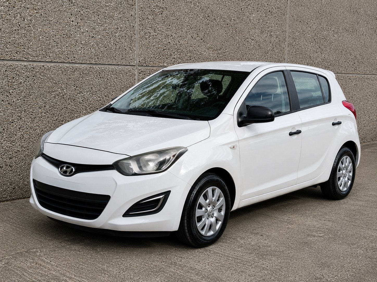 Hyundai i20 1.2i Benzine Airco Cd/Radio, Auto's, Hyundai, Bedrijf, Handgeschakeld, Radio, I20