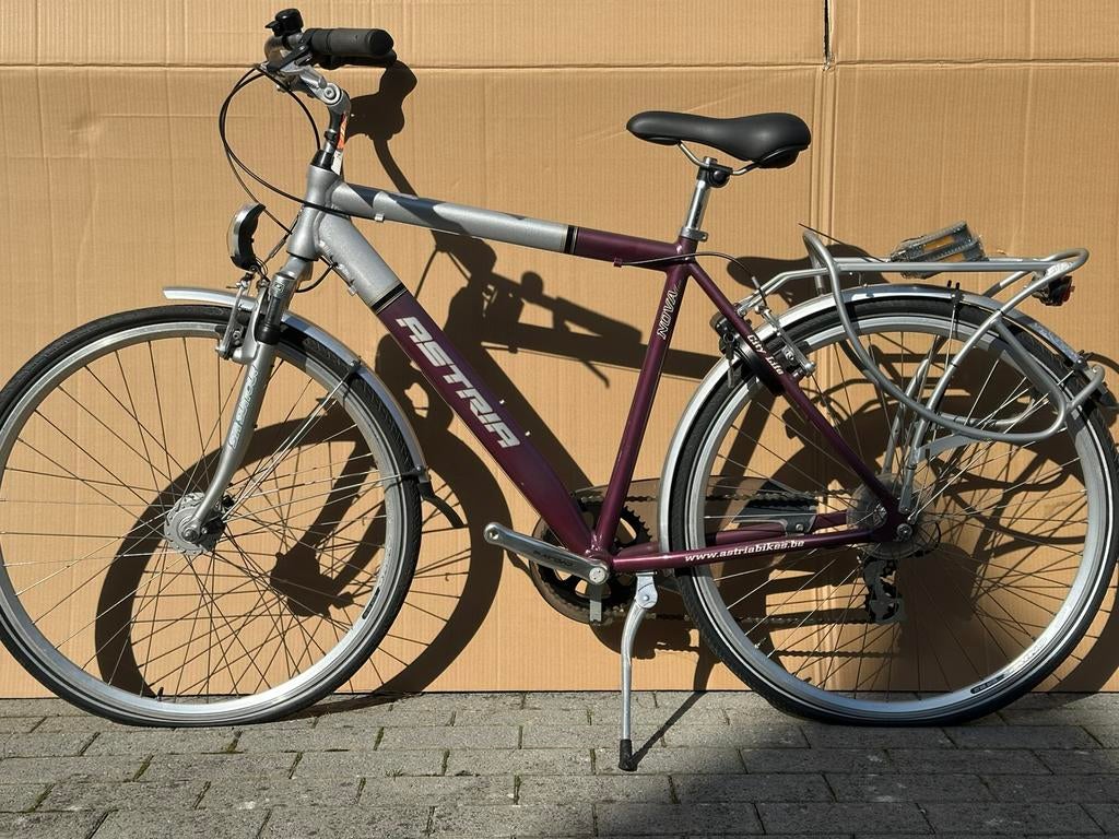 Nova Astria, Fietsen en Brommers, Ophalen of Verzenden, Zo goed als nieuw